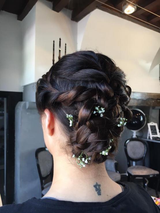 
								                Coiffure pour mariage et évènements à Attiches